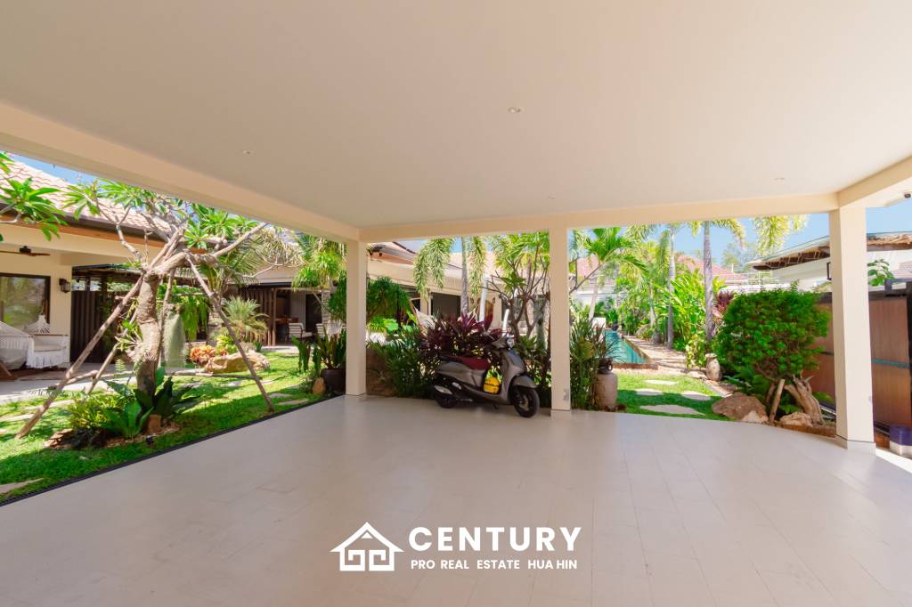 NATURAL HILL 2  : 3 bed luxury pool villa