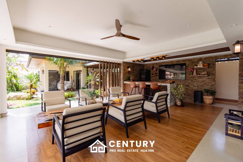 NATURAL HILL 2  : 3 bed luxury pool villa