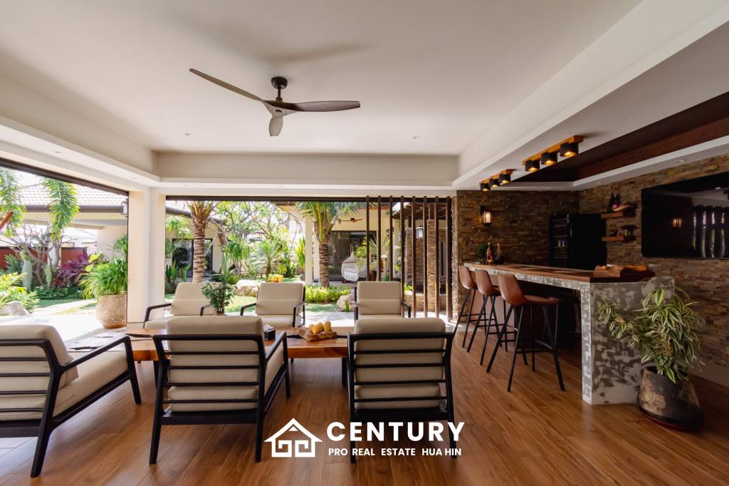 NATURAL HILL 2  : 3 bed luxury pool villa