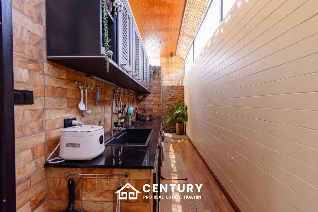 NATURAL HILL 2  : 3 bed luxury pool villa