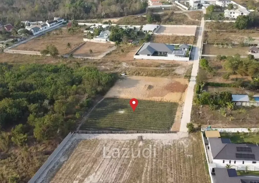Freehold 1 Rai Plot for Sale in Hin Lek Fai