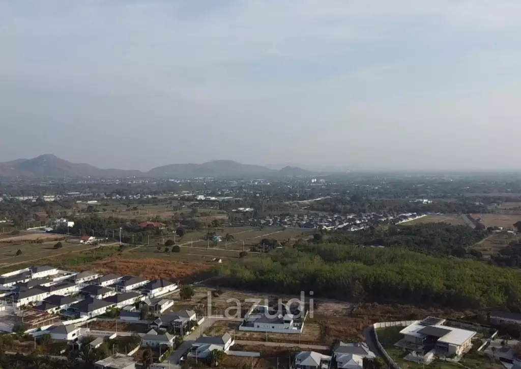 Freehold 1 Rai Plot for Sale in Hin Lek Fai