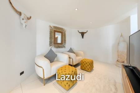 Luxury Spacious 4-Bedroom Sea View Villa for Sale in Bangpor