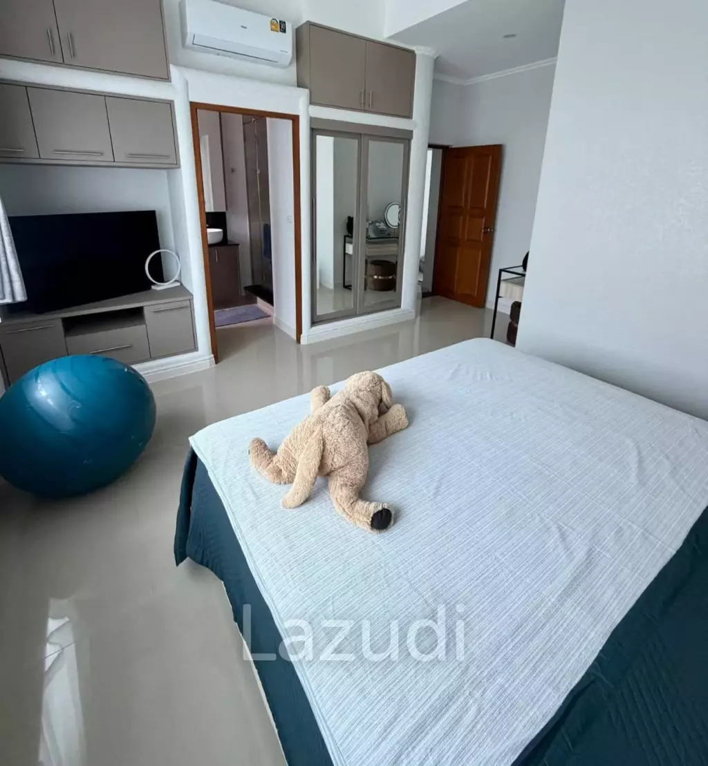 3 Bedroom 4 Bathroom 270 SQ.M. Santa Maria
