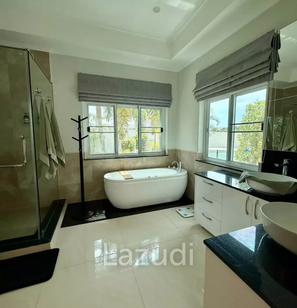3 Bedroom 4 Bathroom 270 SQ.M. Santa Maria