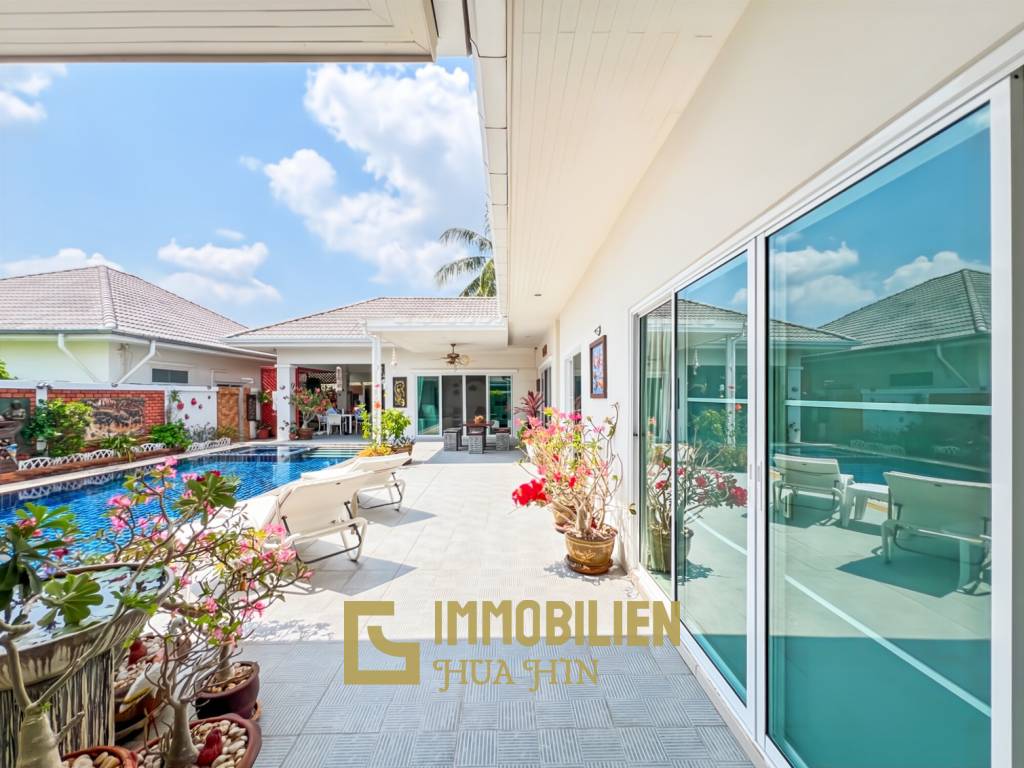 580 ตร.ม 6 เตียง 5 อาบน้ำ วิลล่า For ขาย