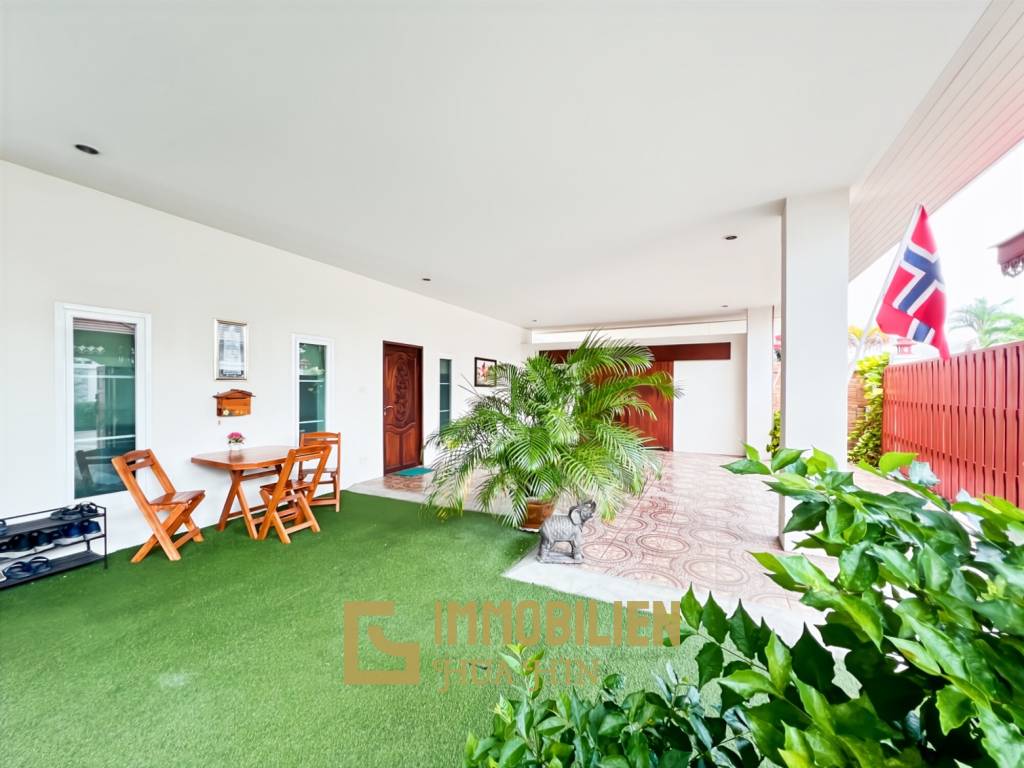 580 ตร.ม 6 เตียง 5 อาบน้ำ วิลล่า For ขาย