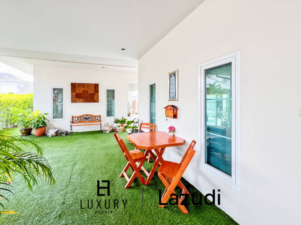 380 m² habitables / 6 chambres + 5 salles de bains / entièrement meublé