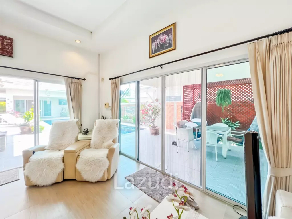 380 sqm Pool Villa in Thap Tai Hua Hin Freehold