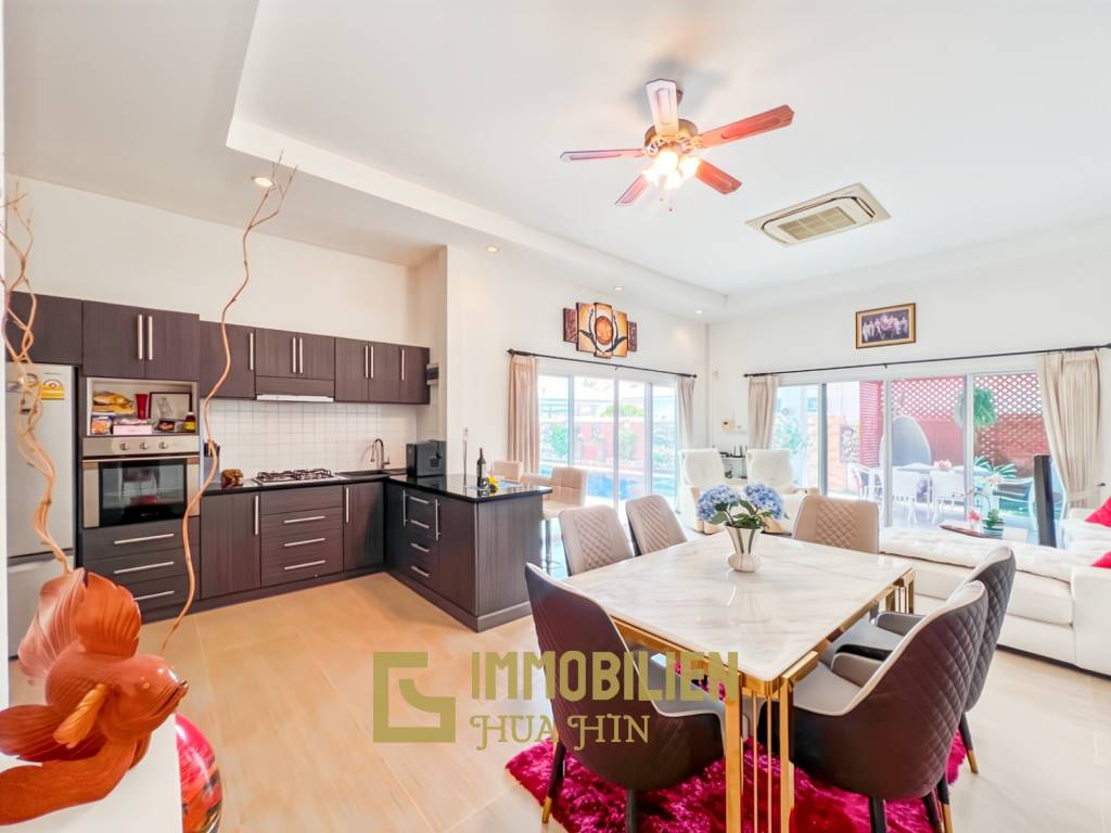 580 ตร.ม 6 เตียง 5 อาบน้ำ วิลล่า For ขาย