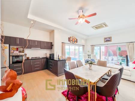 580 ตร.ม 6 เตียง 5 อาบน้ำ วิลล่า For ขาย