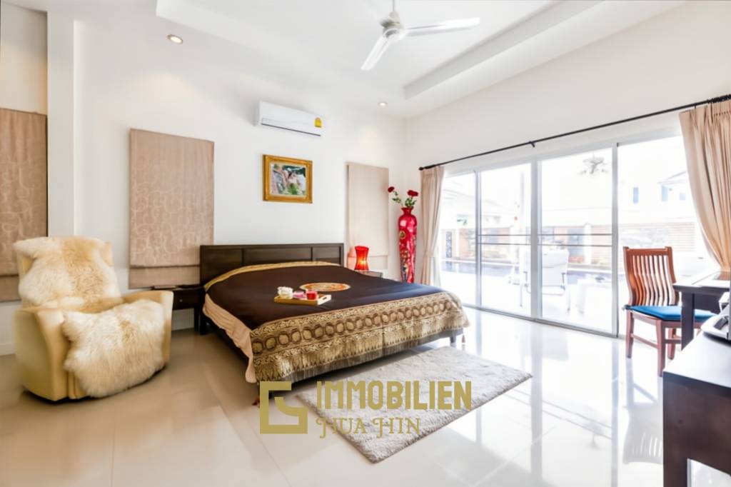 580 ตร.ม 6 เตียง 5 อาบน้ำ วิลล่า For ขาย