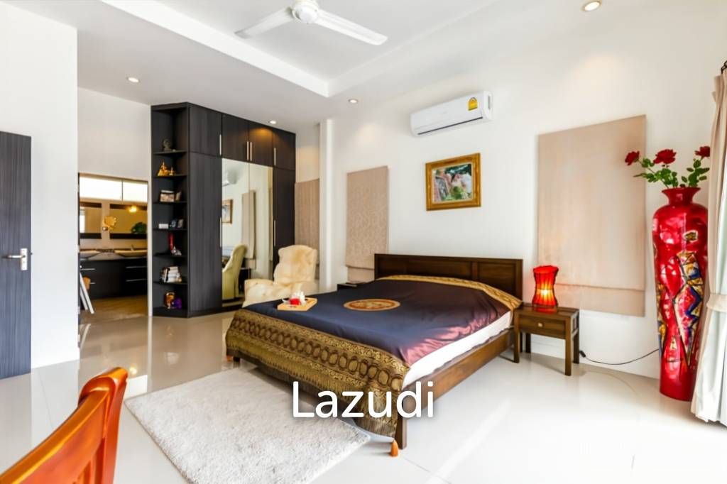 380 sqm Pool Villa in Thap Tai Hua Hin Freehold