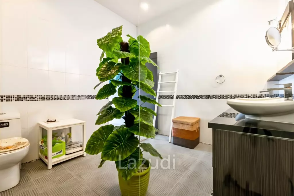 380 sqm Pool Villa in Thap Tai Hua Hin Freehold