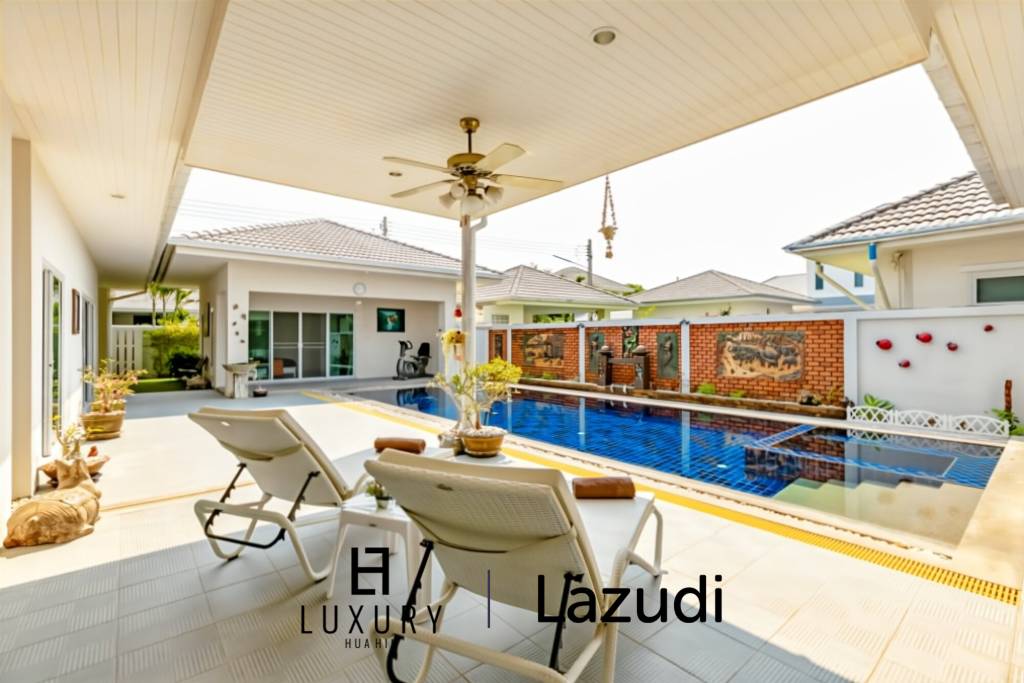 380 m² habitables / 6 chambres + 5 salles de bains / entièrement meublé