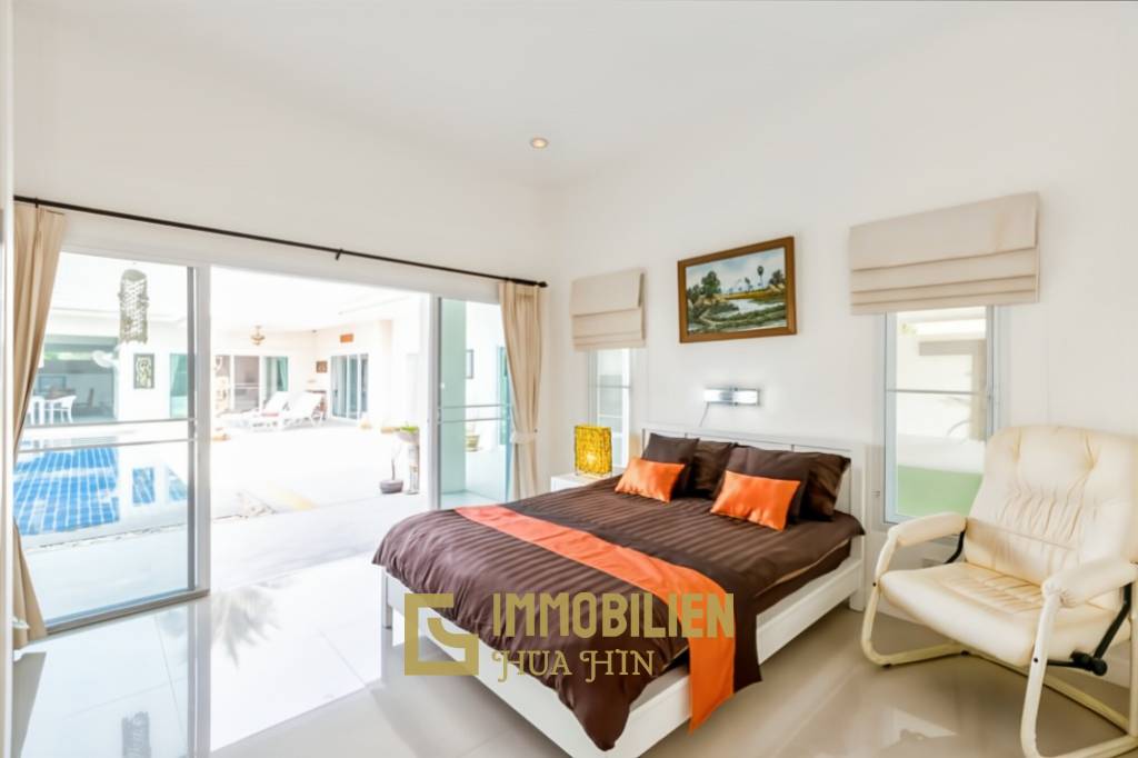 580 ตร.ม 6 เตียง 5 อาบน้ำ วิลล่า For ขาย