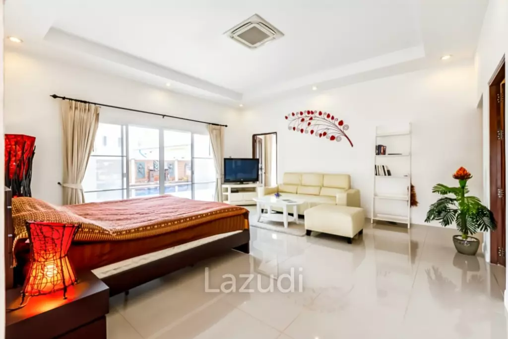 380 sqm Pool Villa in Thap Tai Hua Hin Freehold