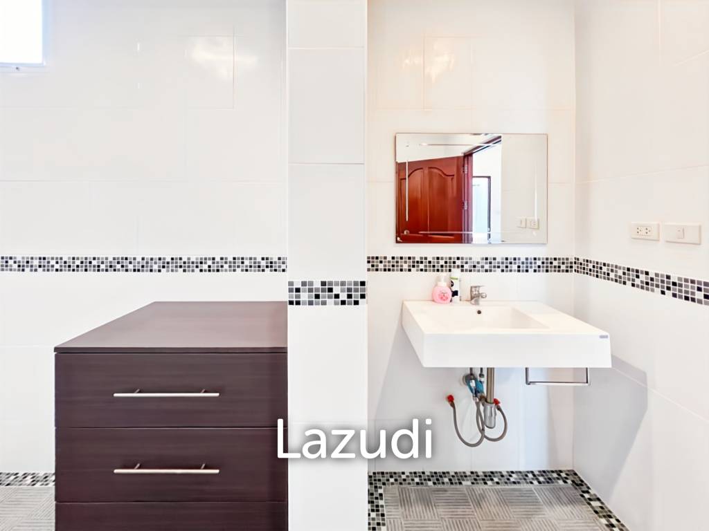 380 sqm Pool Villa in Thap Tai Hua Hin Freehold