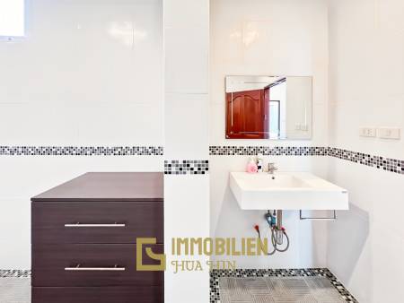 580 ตร.ม 6 เตียง 5 อาบน้ำ วิลล่า For ขาย