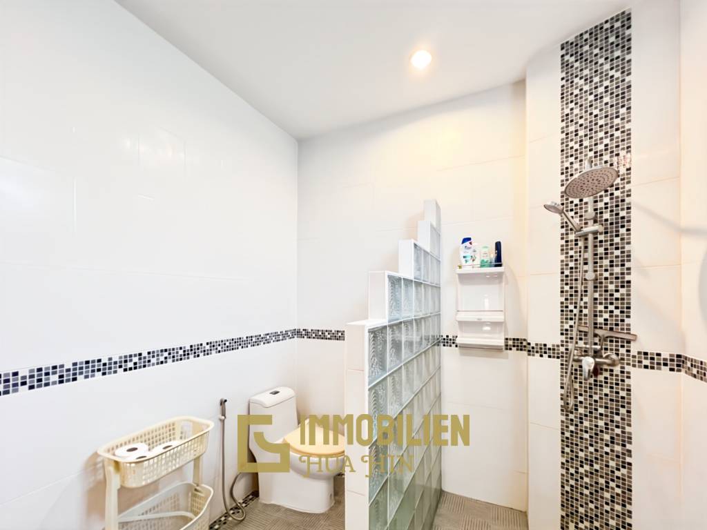 580 ตร.ม 6 เตียง 5 อาบน้ำ วิลล่า For ขาย