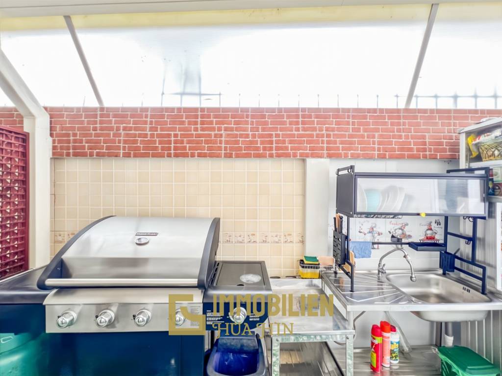 580 ตร.ม 6 เตียง 5 อาบน้ำ วิลล่า For ขาย