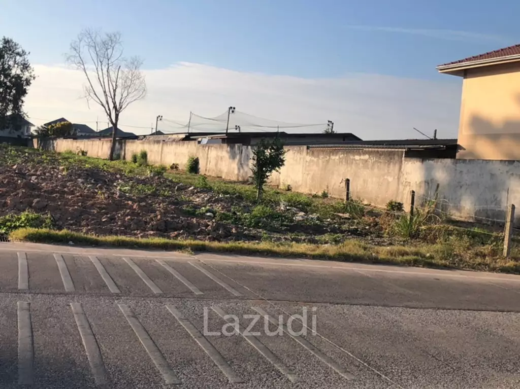 8-Rai Prime Land in EEC Orange Zone  Near Mabprachan Lake