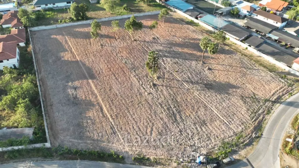 8-Rai Prime Land in EEC Orange Zone  Near Mabprachan Lake