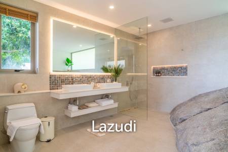 Brand-New Luxury Sea View 4-Bed Villa for Sale in Lamai