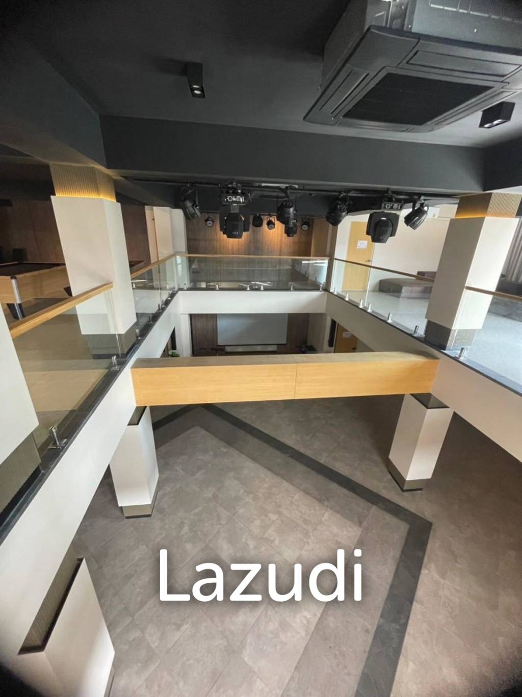 1100 sqm 8-Storey Commercial Building with Rooftop Terrace in Suan Luang Bangkok