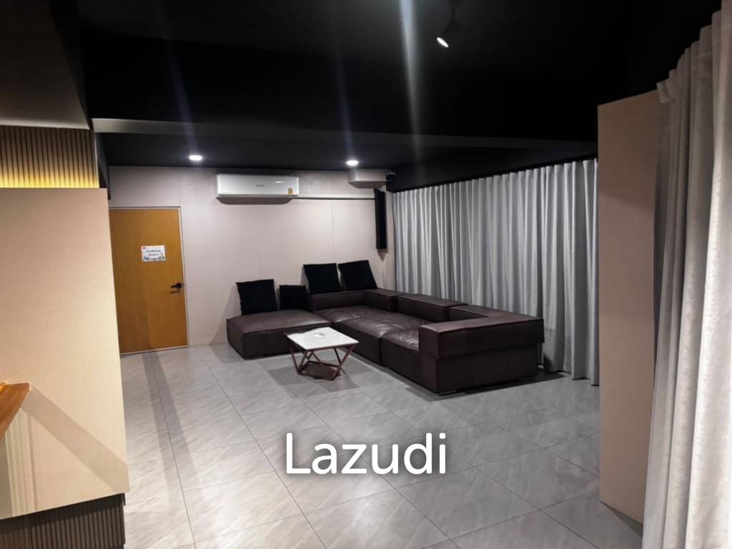 1100 sqm 8-Storey Commercial Building with Rooftop Terrace in Suan Luang Bangkok