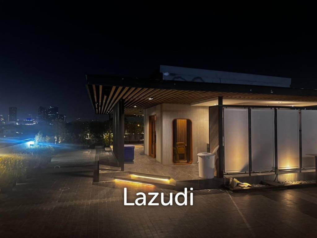 1100 sqm 8-Storey Commercial Building with Rooftop Terrace in Suan Luang Bangkok