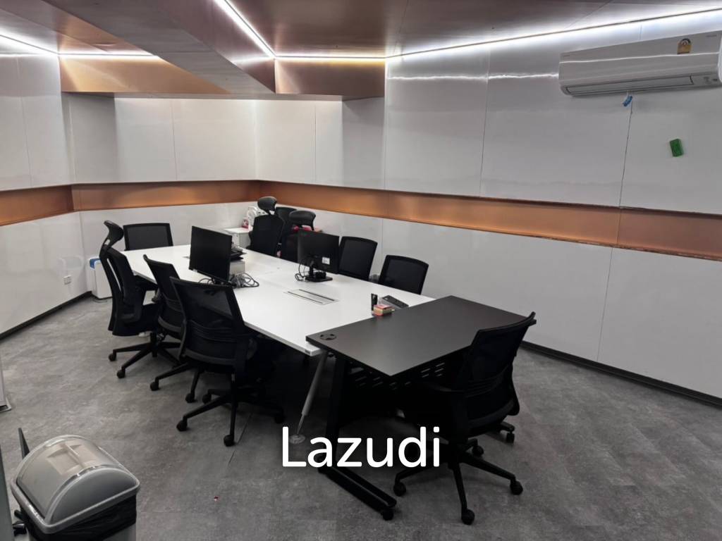 1100 sqm 8-Storey Commercial Building with Rooftop Terrace in Suan Luang Bangkok