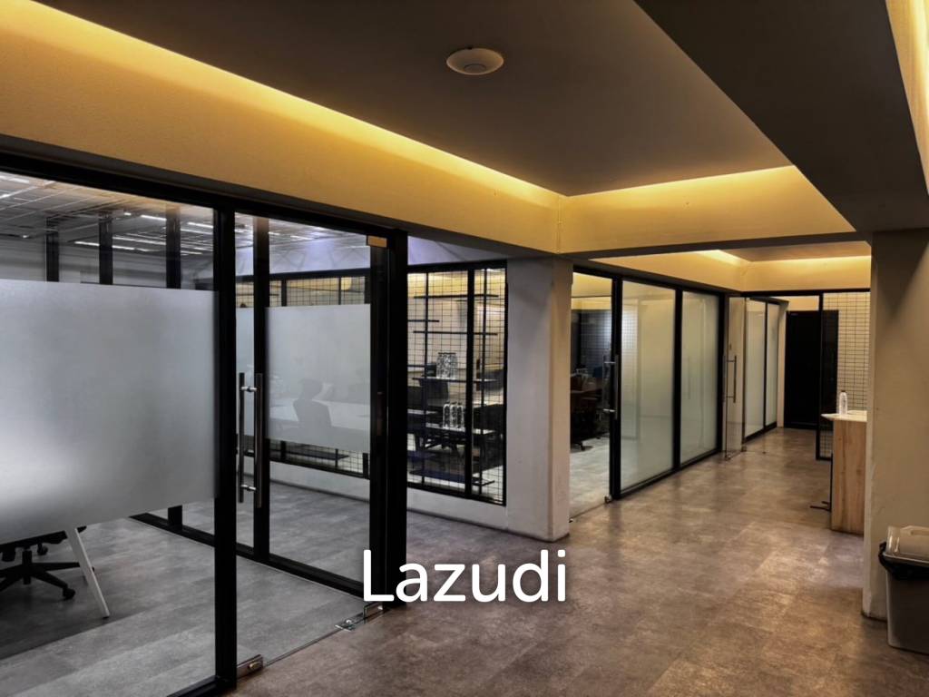 1100 sqm 8-Storey Commercial Building with Rooftop Terrace in Suan Luang Bangkok