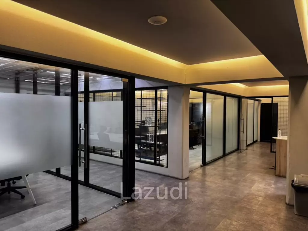 1100 sqm 8-Storey Commercial Building with Rooftop Terrace in Suan Luang Bangkok