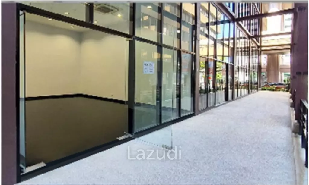 32 sqm Retail Space Asoke Tower Khlong Toei Nuea Bangkok