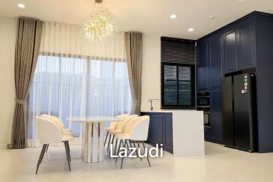 378 sqm luxury house in NARASIRI Phahol - Watcharapol