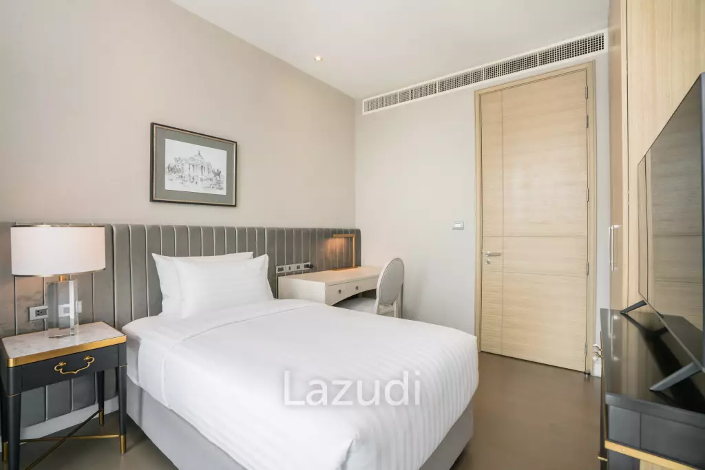 90 sqm 2 Bedroom Serviced Apartment on 37th Floor Magnolias Ratchadamri Boulevard Lumpini Bangkok