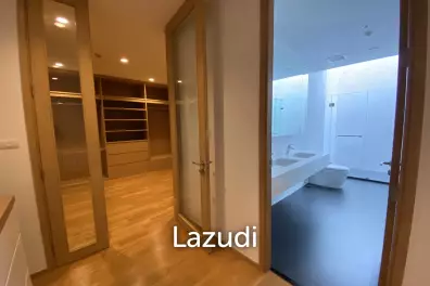 380 sqm 4-Bed High-Floor Condo at Vana Residences Sukhumvit 26,