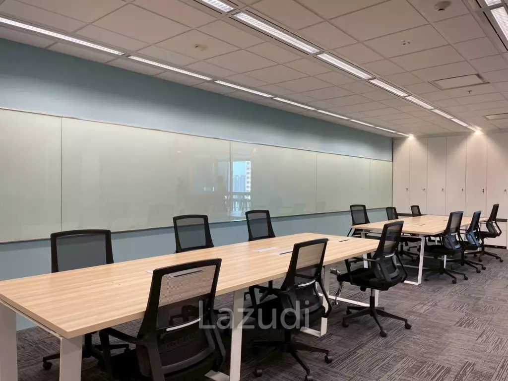 152 sqm modern office at Tipco Tower Phaya Thai Bangkok
