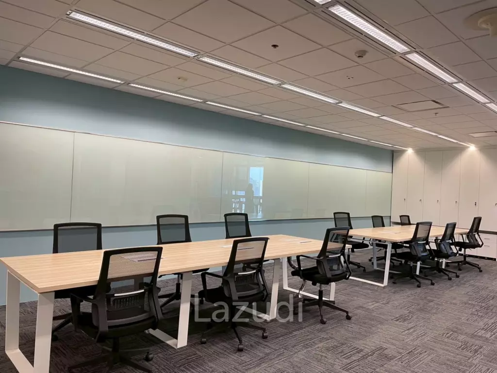 152 sqm modern office at Tipco Tower Phaya Thai Bangkok