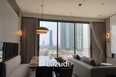 3 Bed 3 Bath 136 SQ.M RHYTHM Charoenkrung Pavilion