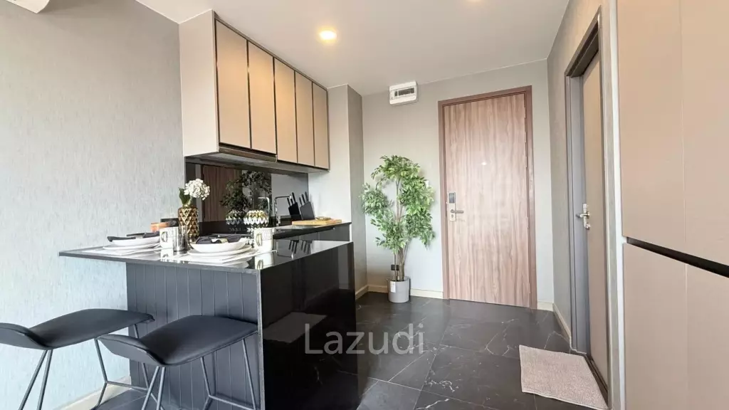 35 Sqm 1 Bed 1 Bath Condo For Sale in The Teak Ratchada 19
