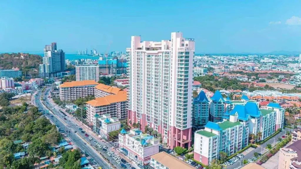 1 Bedroom 1 Bathroom 35 SQ.M. Grande Caribien Condominium