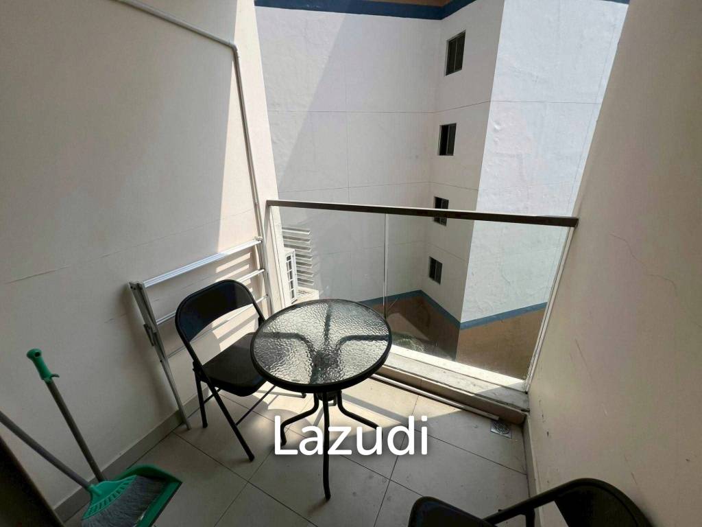 1 Bed 1 Bath 37 SQ.M. Laguna Beach Resort 2
