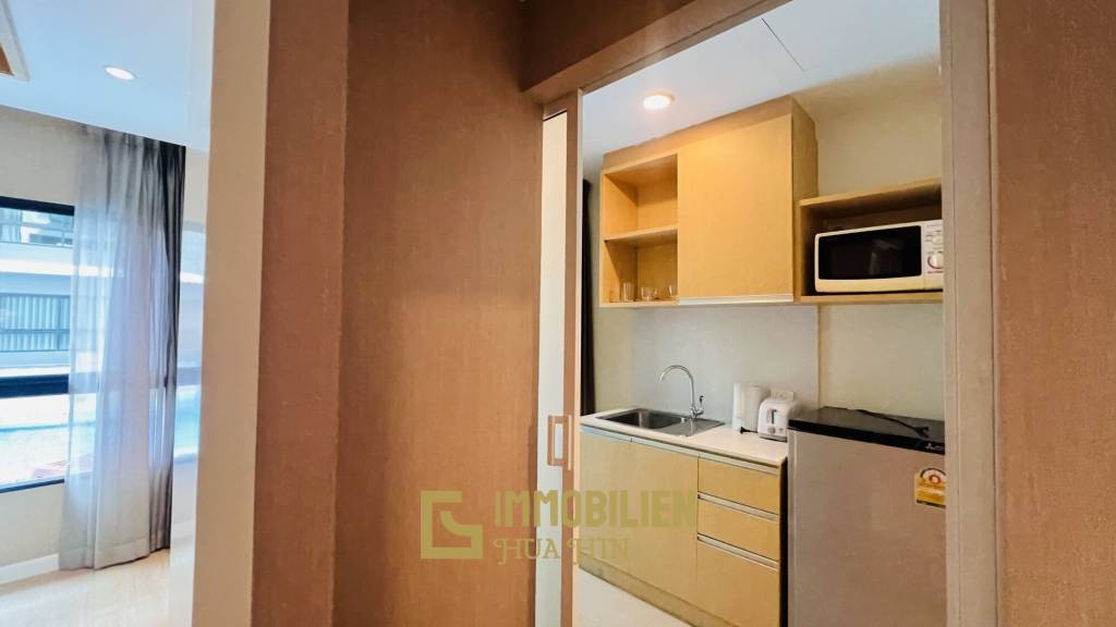 Modern / voll möbliert / 2.Stock