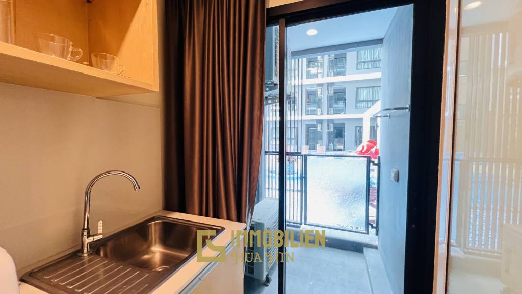 Modern / voll möbliert / 2.Stock