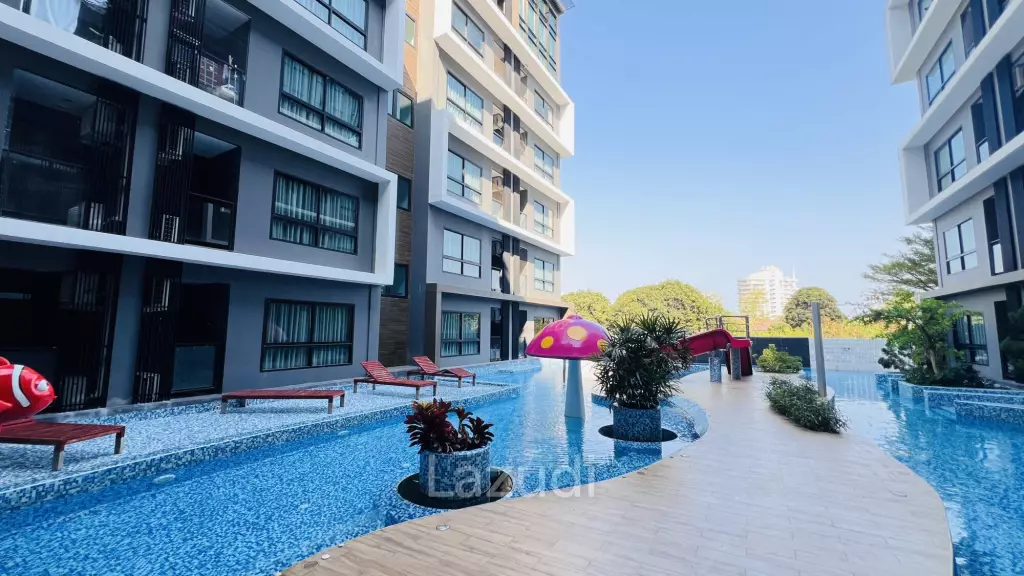 30.5 sqm modern condo with pool view in Hua Hin