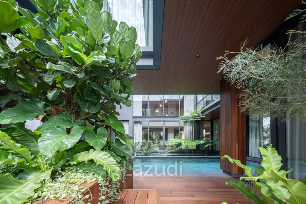 5 Bed Detached House For Sale in Sonle Residences