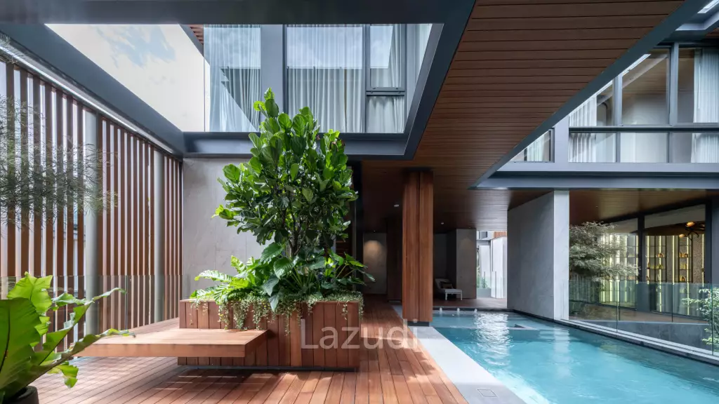 5 Bed Detached House For Sale in Sonle Residences