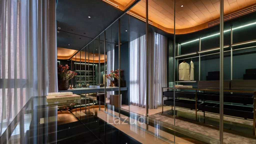 5 Bed Detached House For Sale in Sonle Residences